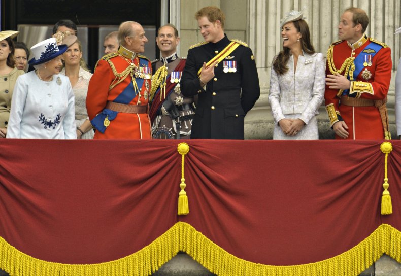 11_17_Royal_Family