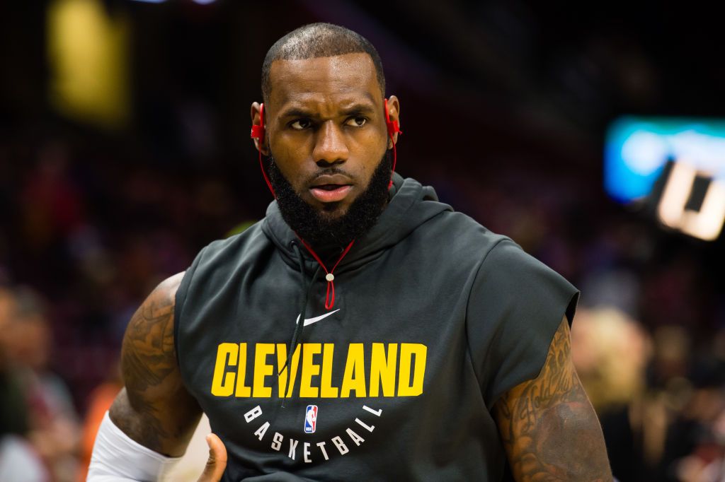 Stitched Up LeBron James Told Off For Messing Around But Drags