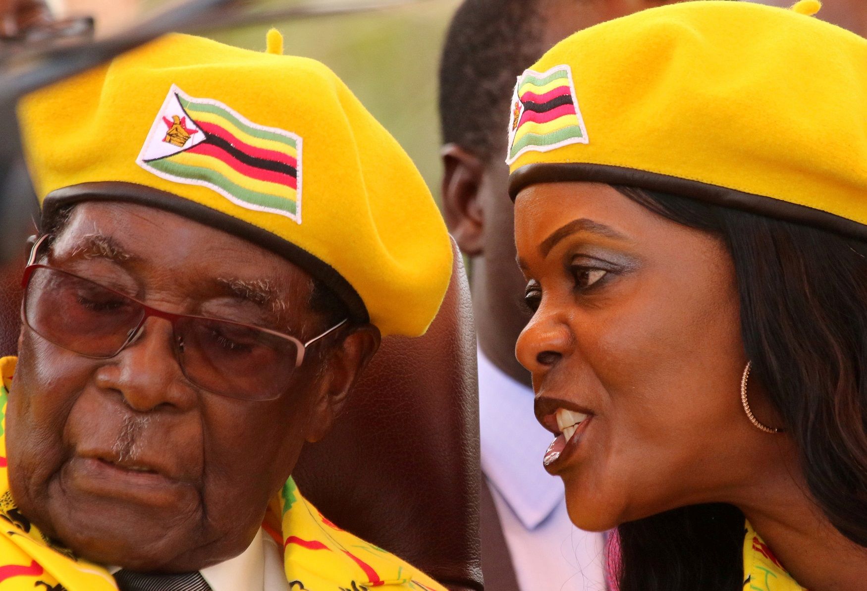 Zimbabwe robert mugabe wife salary