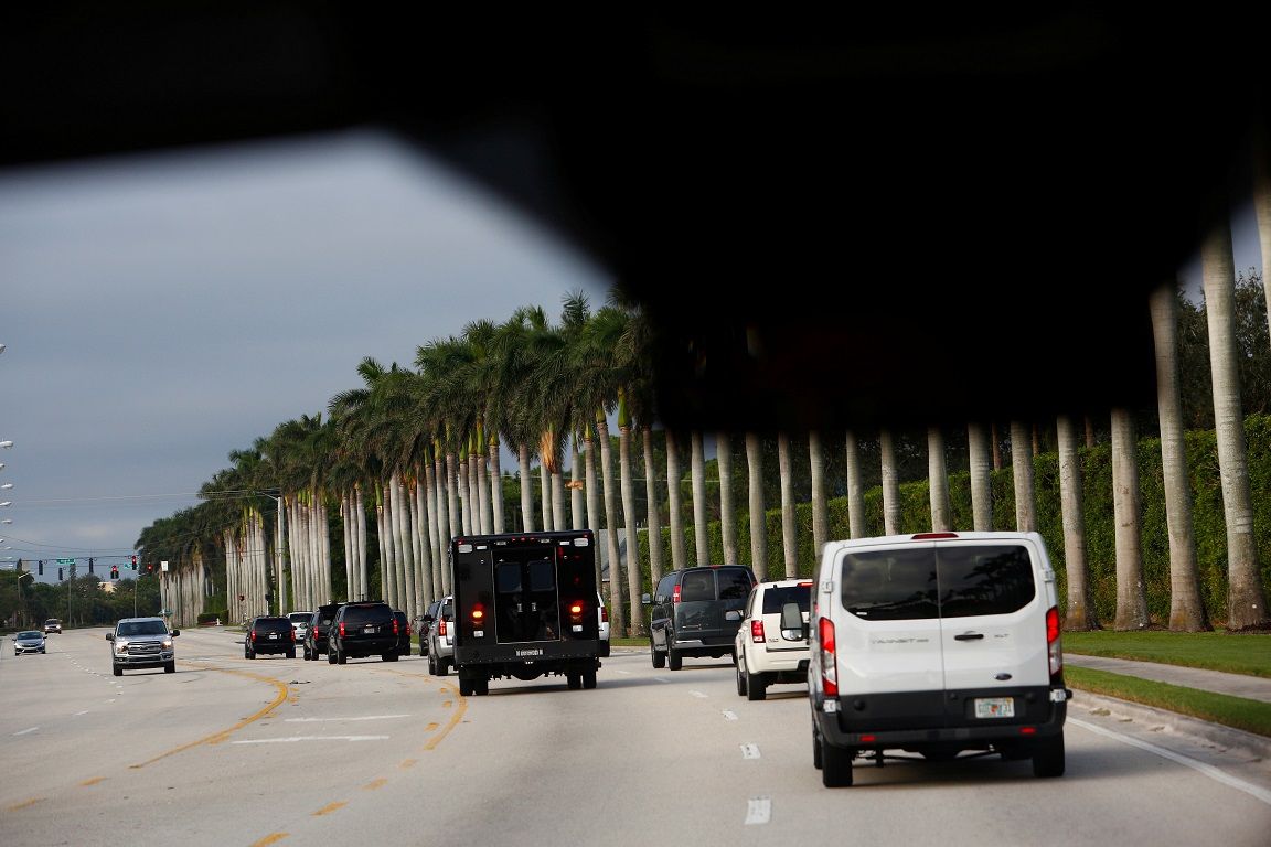 president donald trump motorcade van
