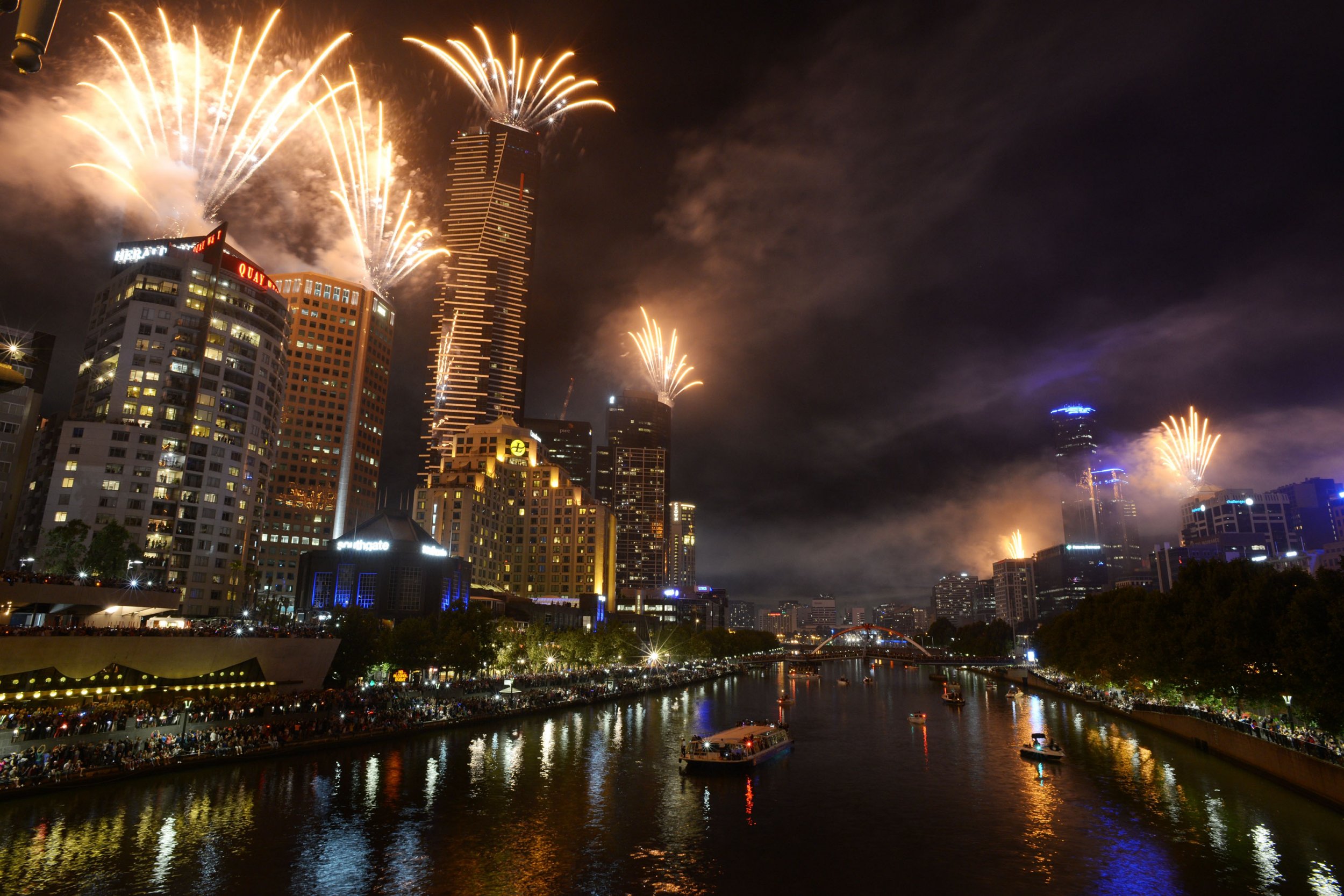 11_28_Melbourne_Fireworks
