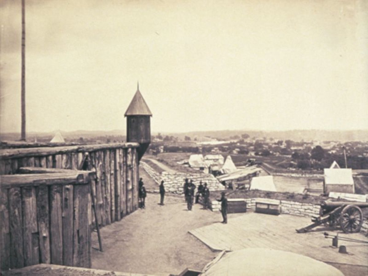 Fort_negley_1864