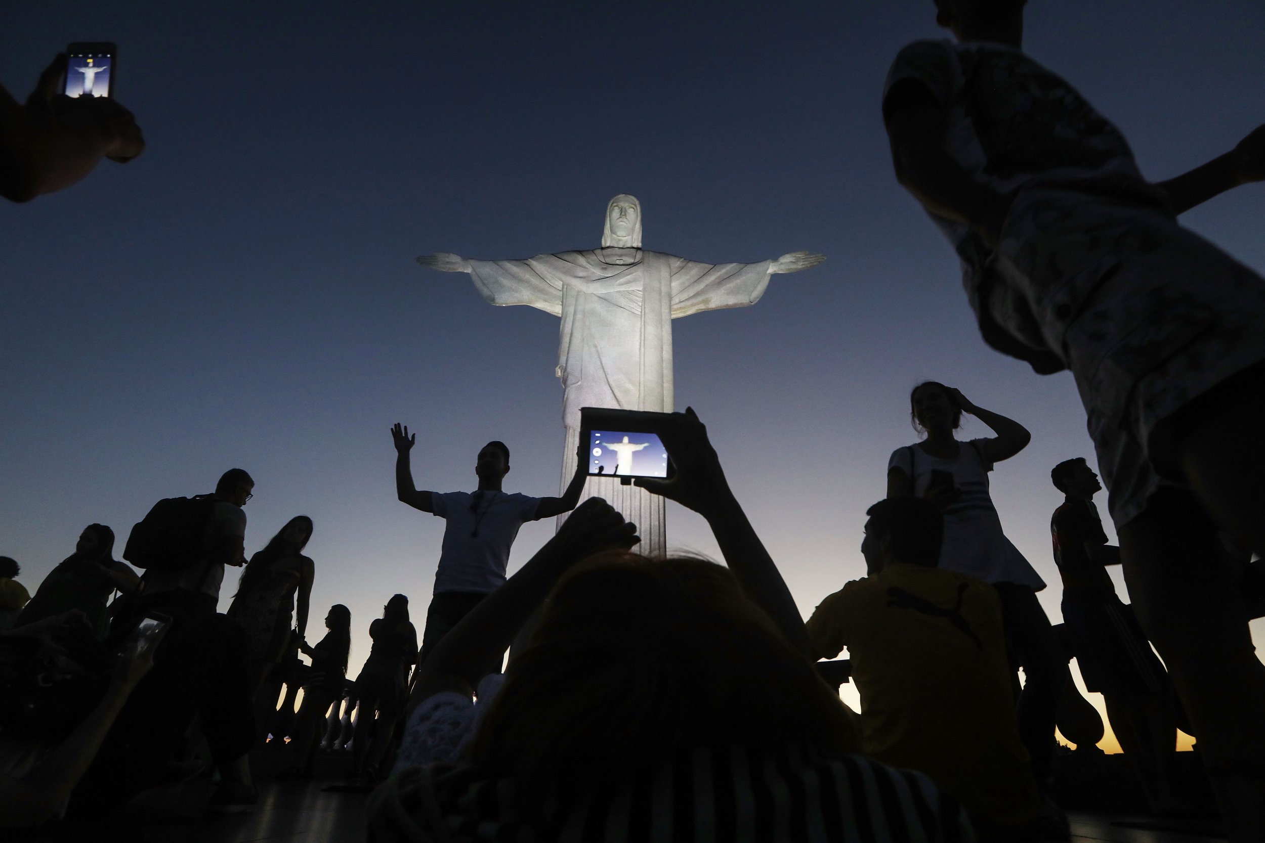 12_4_Christ_the_Redeemer