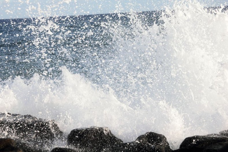 12_8_Ocean waves