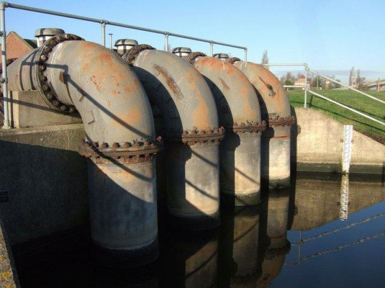 12_11_Water Pipes