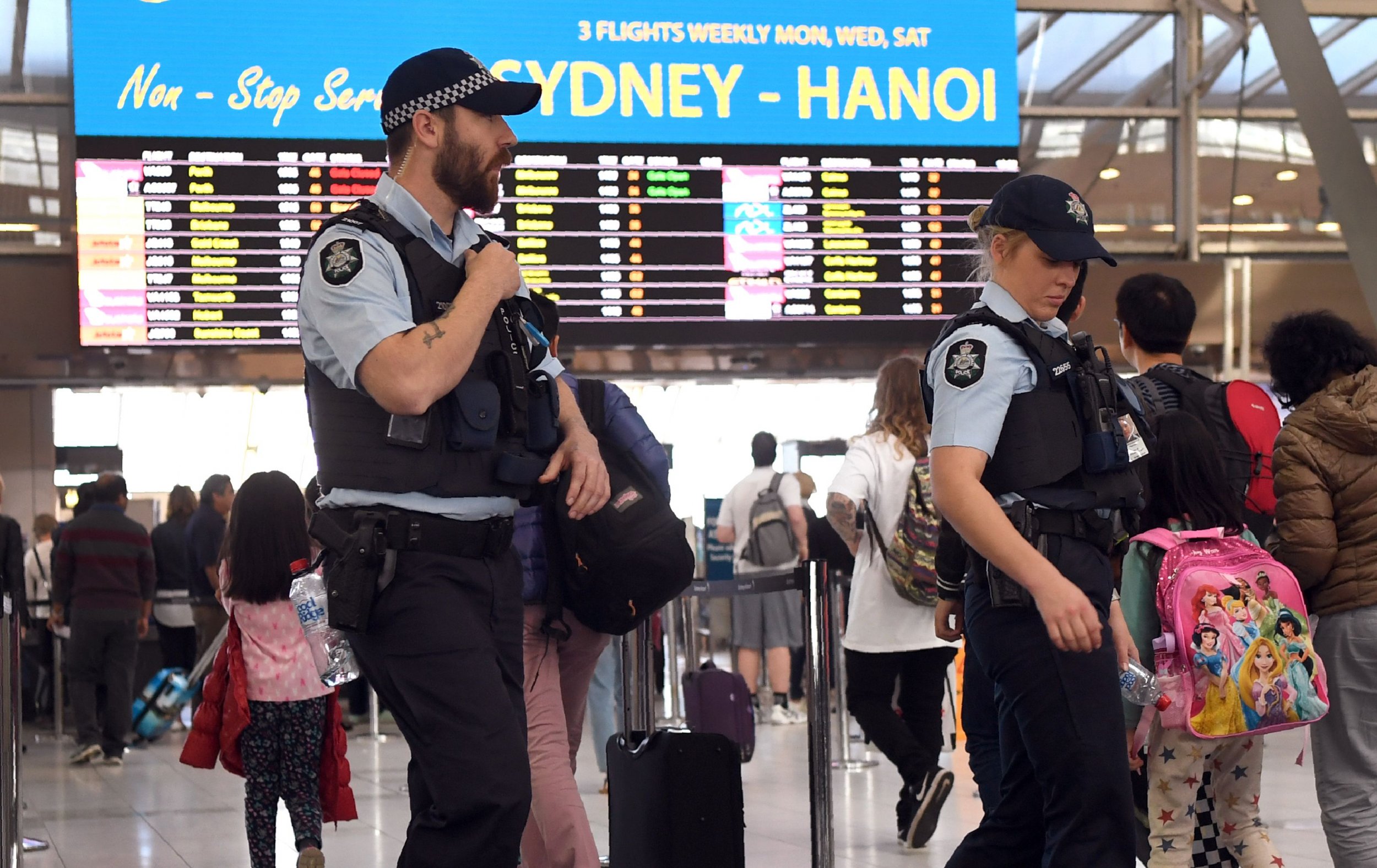 12_13_Australia_airport