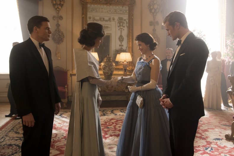 TheCrown_208_Unit_01212_R_CROP