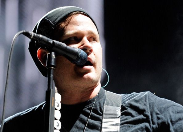 12_18_Tom_DeLonge