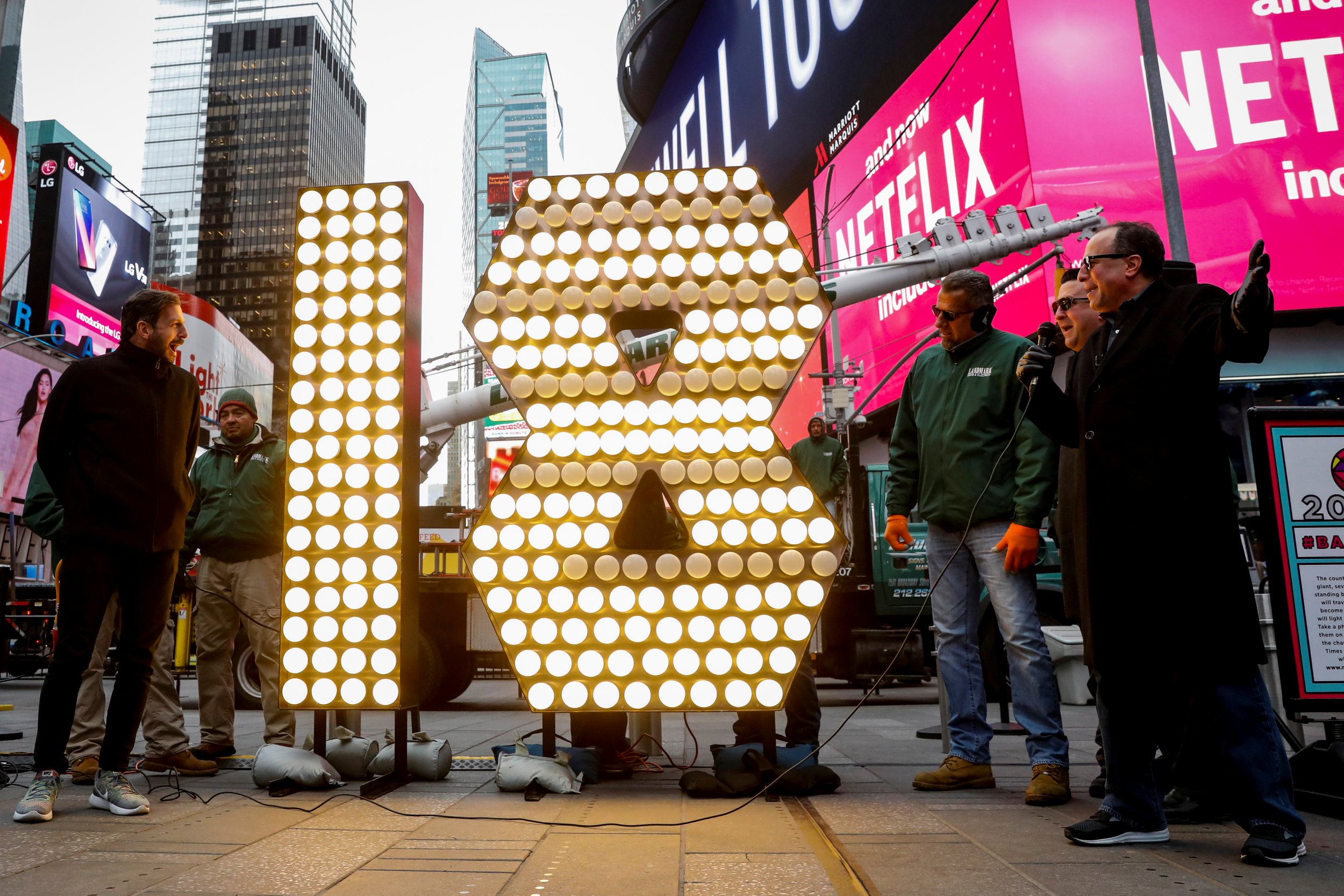 How to Watch Times Square Ball Drop on New Year's Eve: Free Live Stream