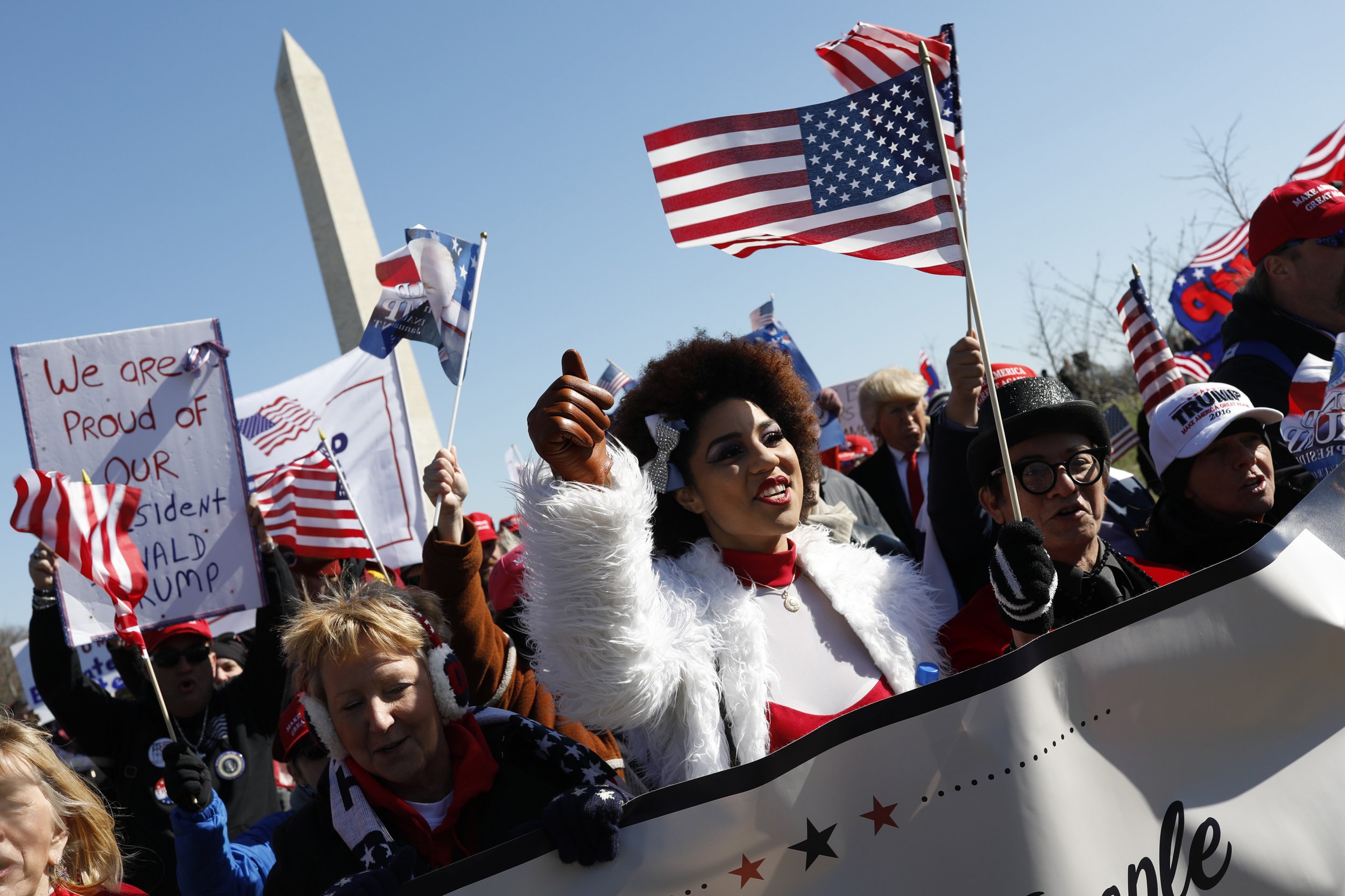 Joy Villa Files Complaint Against Corey Lewandowski For Alleged Assault