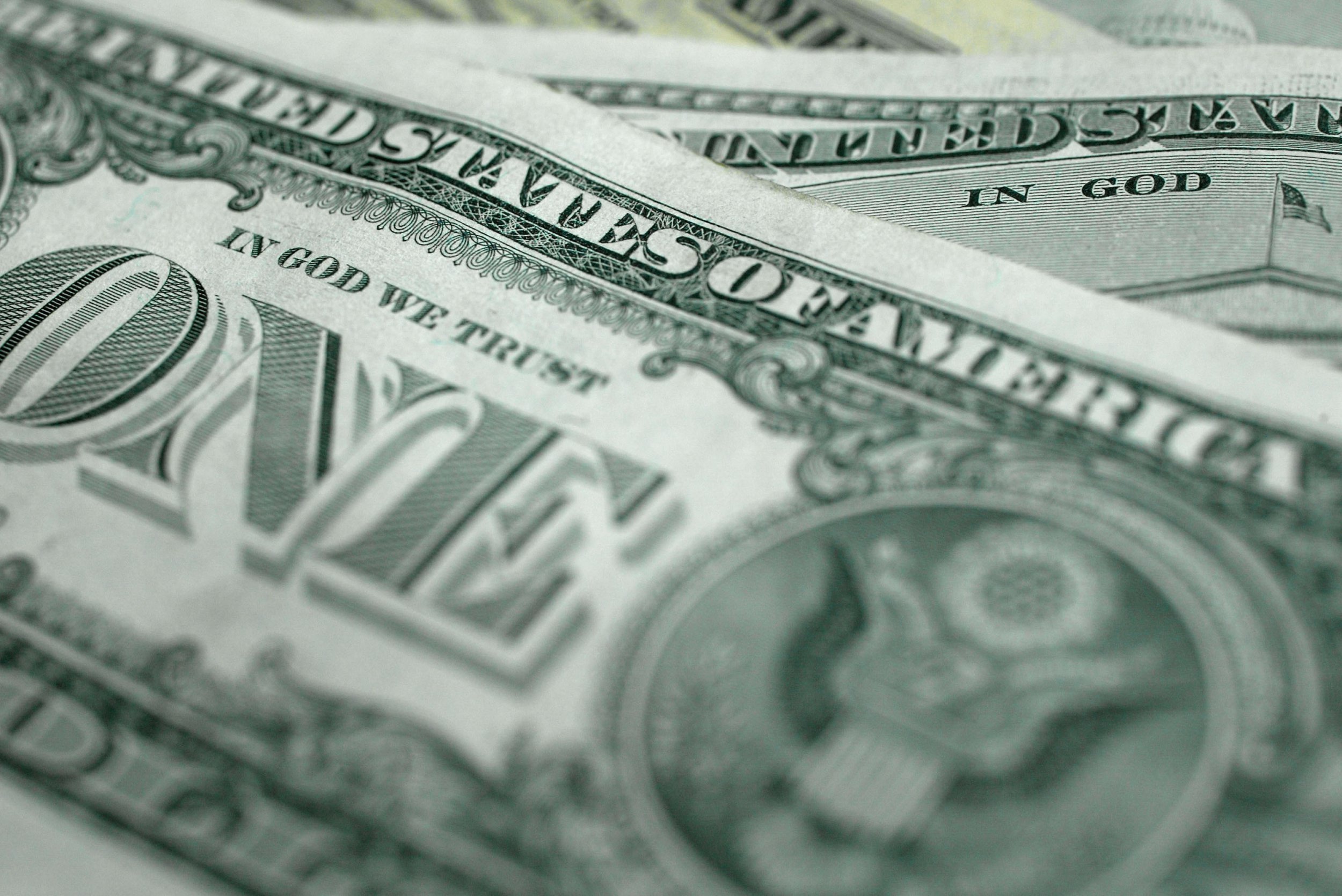 01_08_Money_01