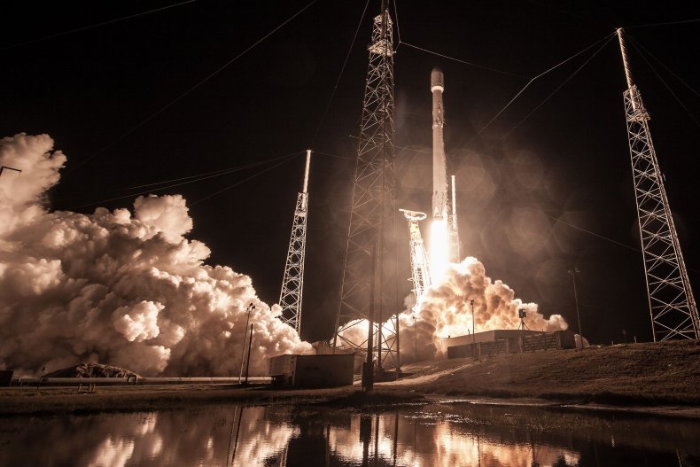 1_9_SpaceX Zuma Launch
