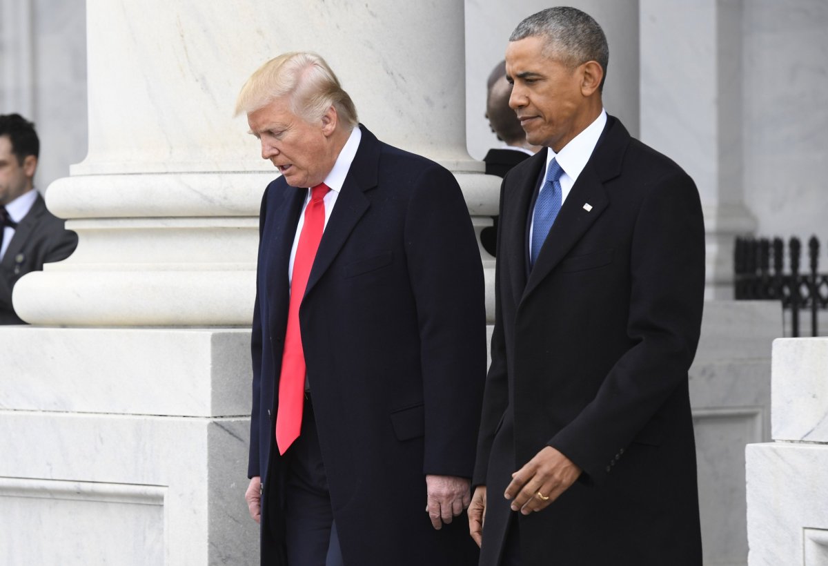 Obama and Trump walking