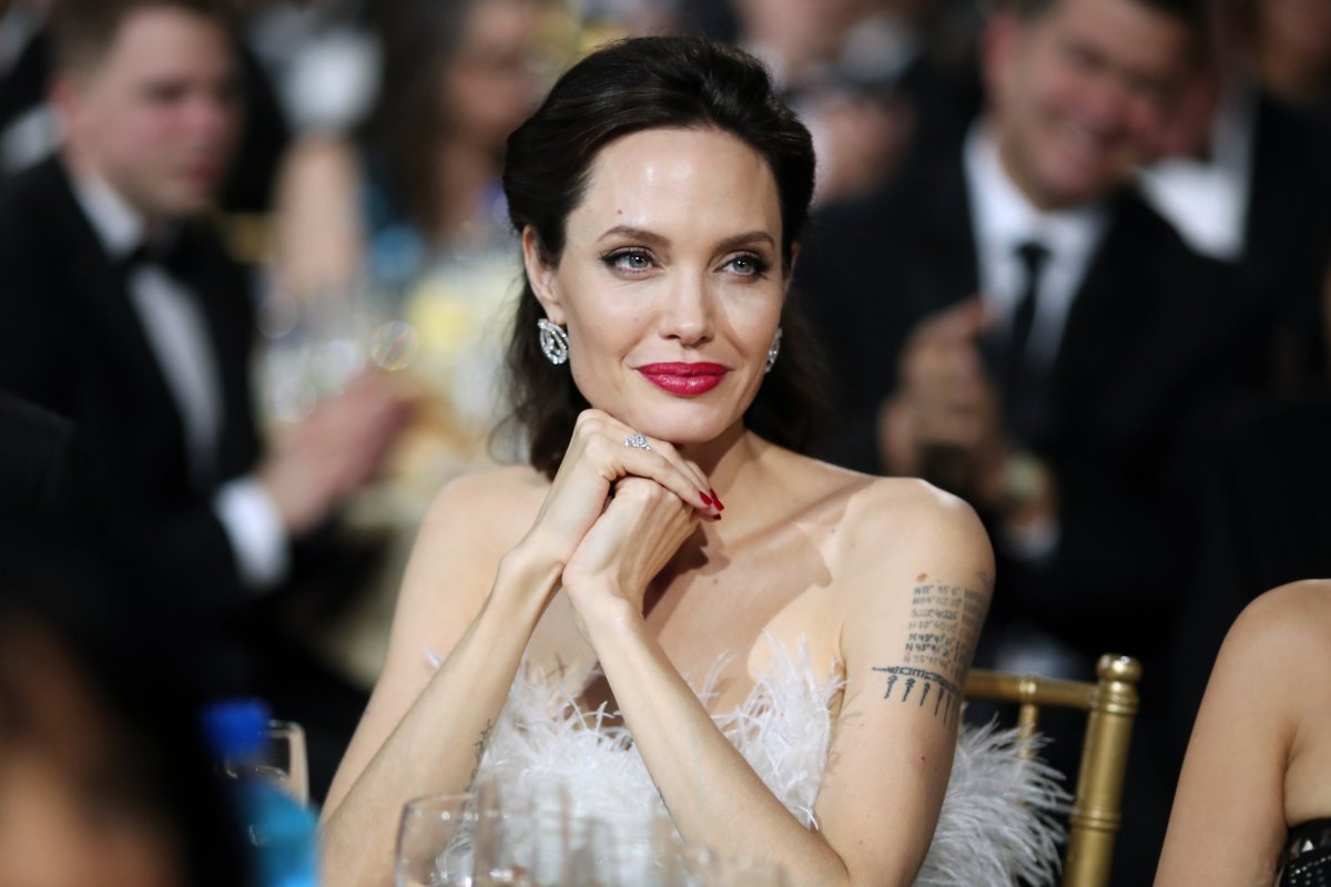 Jolie critics choice