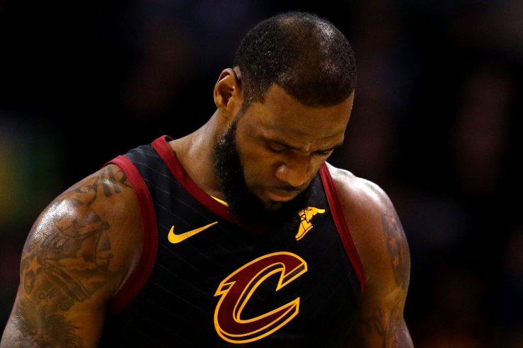 克里夫兰骑士队主演勒布朗詹姆斯。 Cleveland Cavaliers star LeBron James.