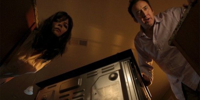 mom-and-dad-nicolas-cage-selma-blair-600x300