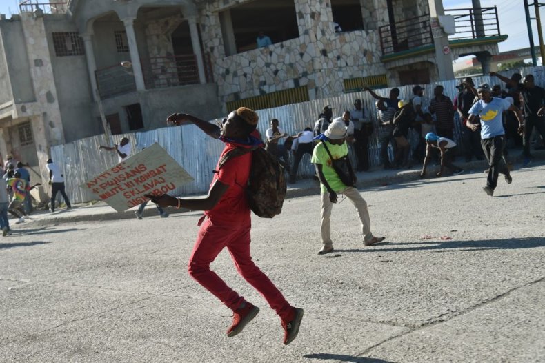 12318_Trump_Protest_Haiti