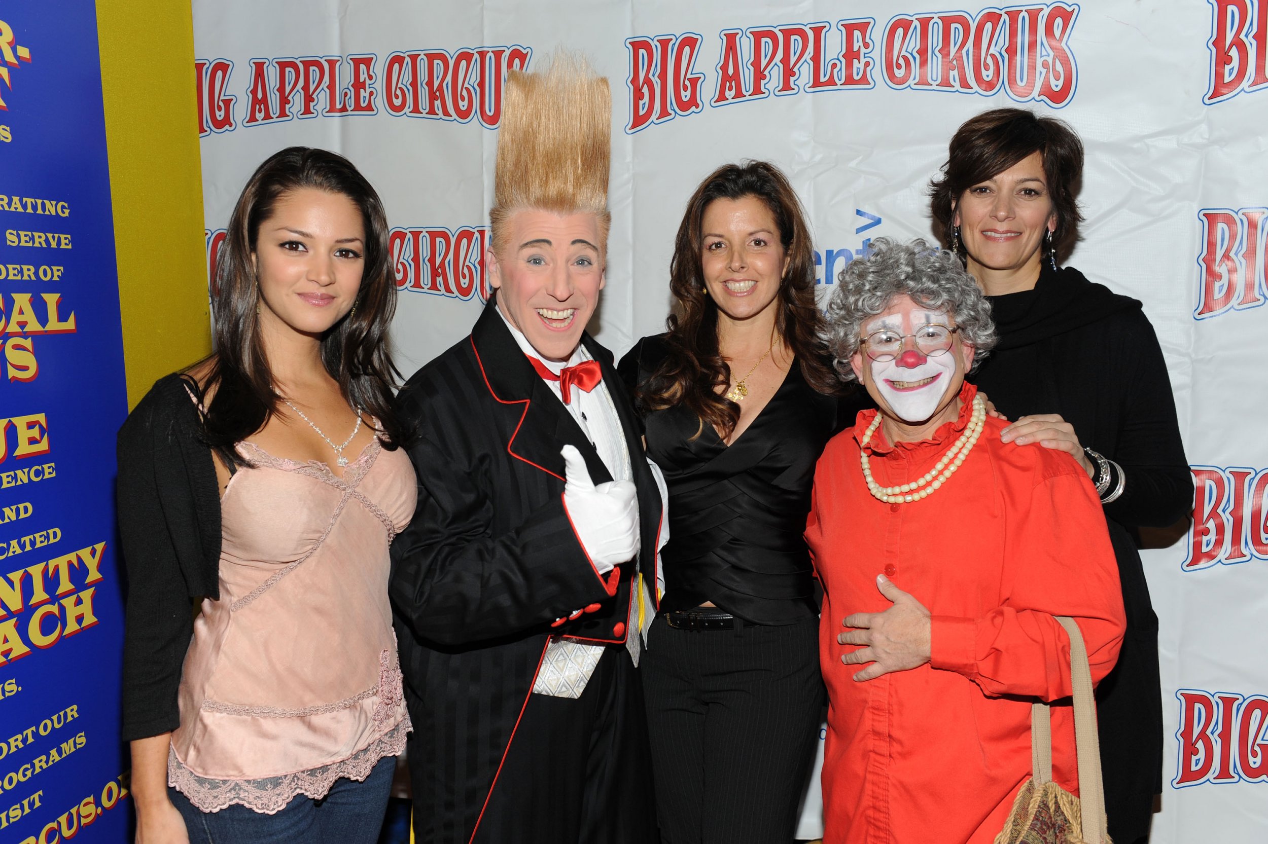 Grandma the Clown Resigns From Big Apple Circus After Admitting Pressuring 16-Year-Old to Pose Nude