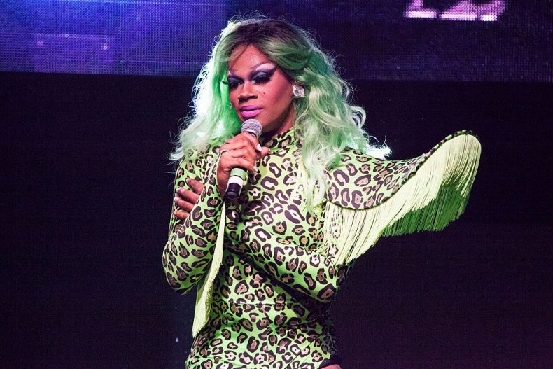 chi chi devayne performing