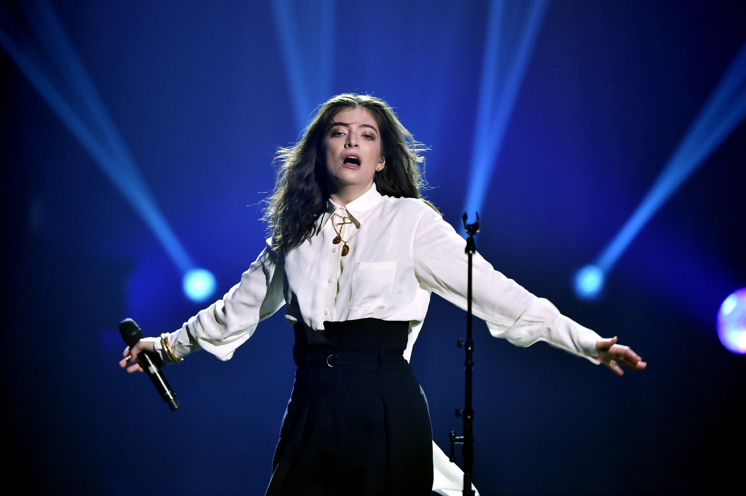 'Melodrama' and Actual Drama: Lorde's Rough Night at the ...