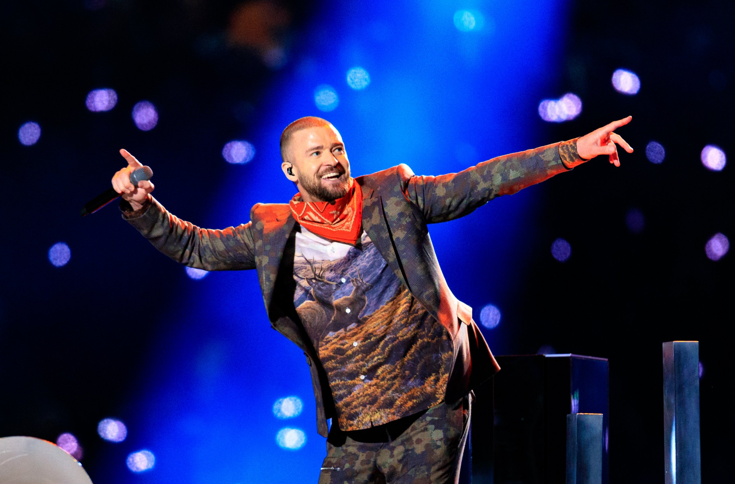 Justin Timberlake Performs Super Bowl Lii 