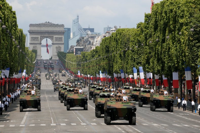 02_07_FranceMilitary