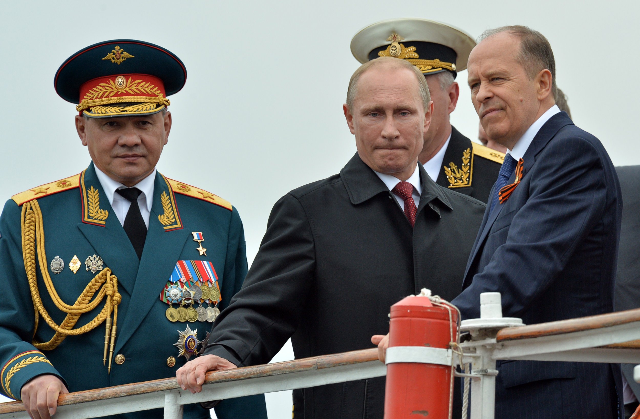 02_08_Putin_defense_chiefs