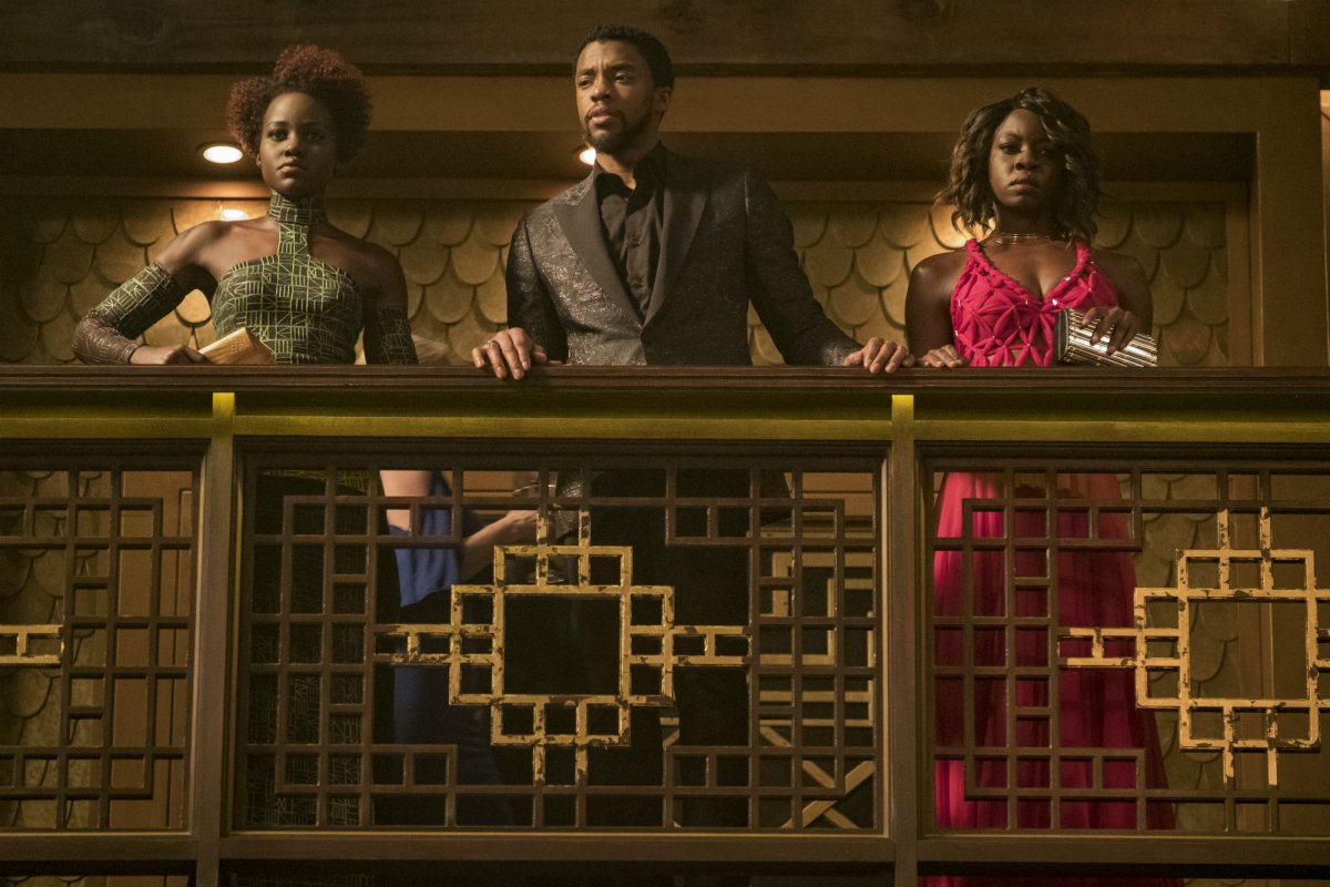 'Black Panther' breaking box office records