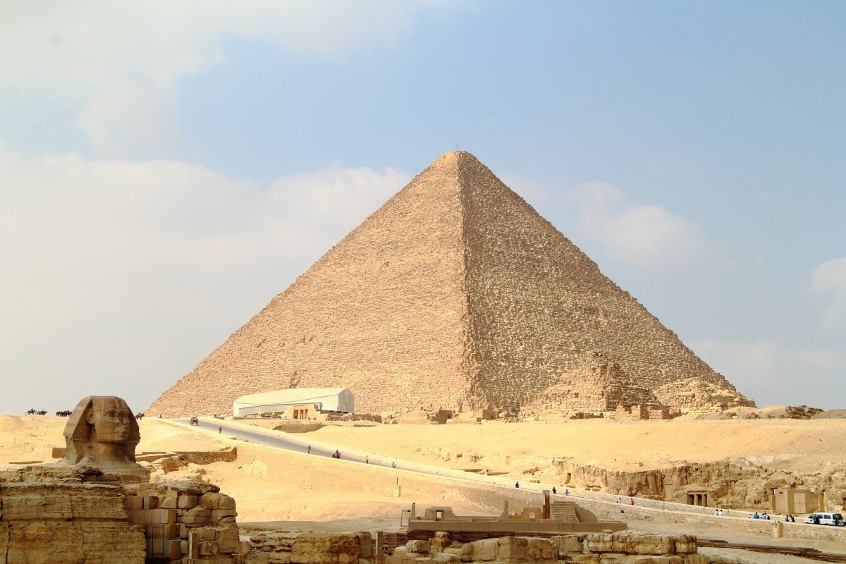 3_2_Pyramid of Giza