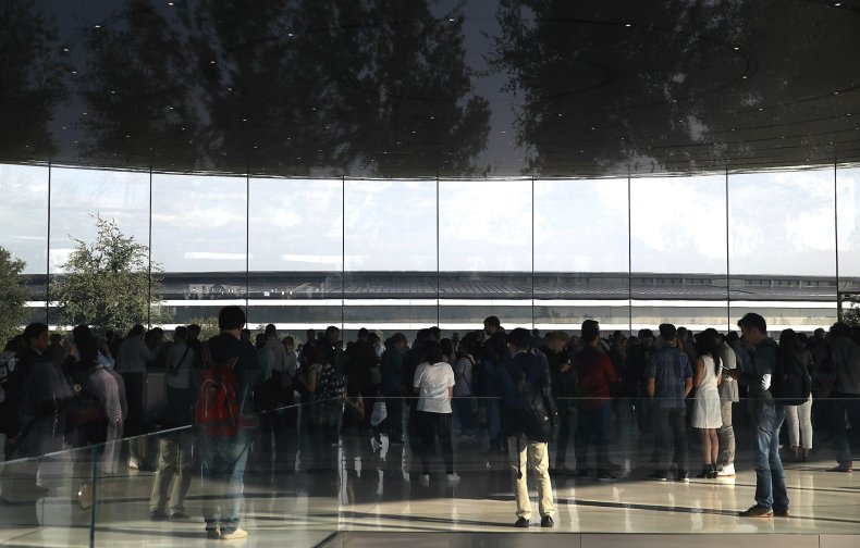 apple campus 911 calls transcripts glass