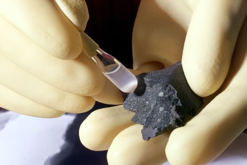 3_6_Murchisen Meteorite