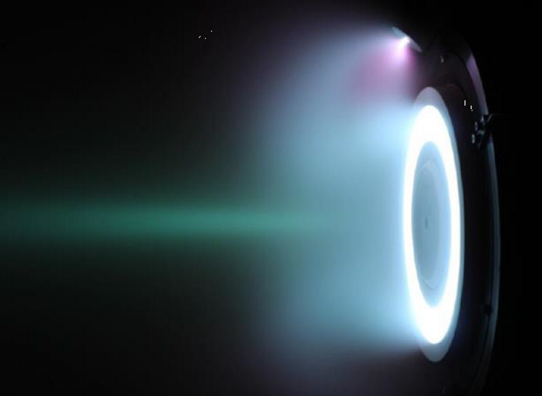 3_7_Thruster Plume Xenon