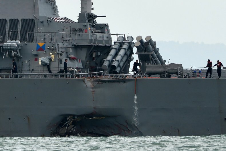 GettyImages-836078054 USS John S McCain damage
