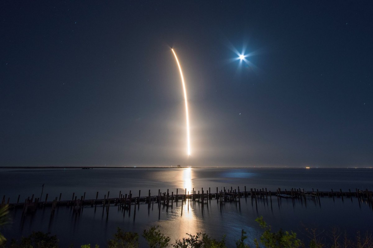 hispasat spacex launch far