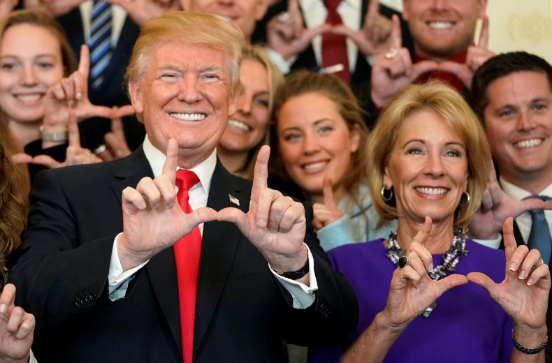 03_12_DeVos