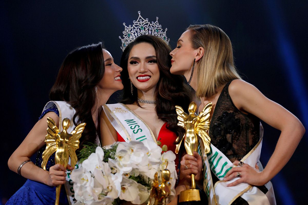 In Pictures Transgender Beauty Pageant Miss International Queen