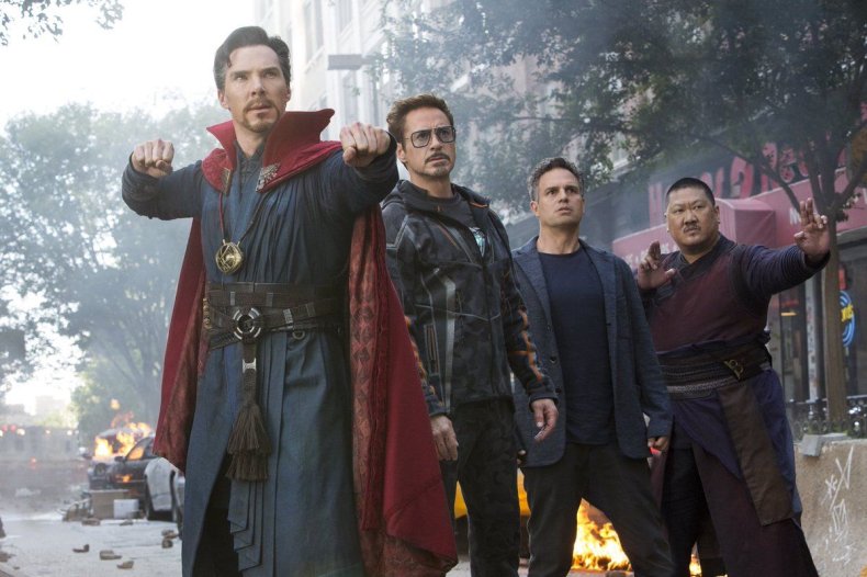 doctor strange hulk tony stark infinity war avengers thanos infinity war Spoilers avengers, 4, ending, theories, doctor, strange, ant, man, soul, stone, future, time, travel, predictions