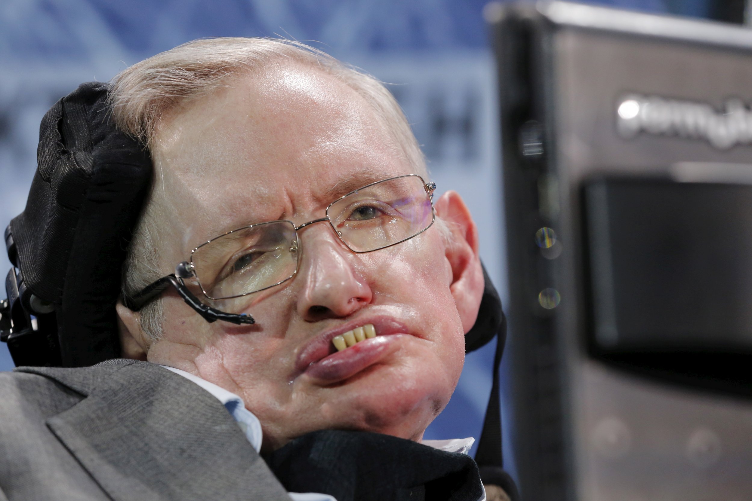 What is the highest IQ ever Stephen Hawking?