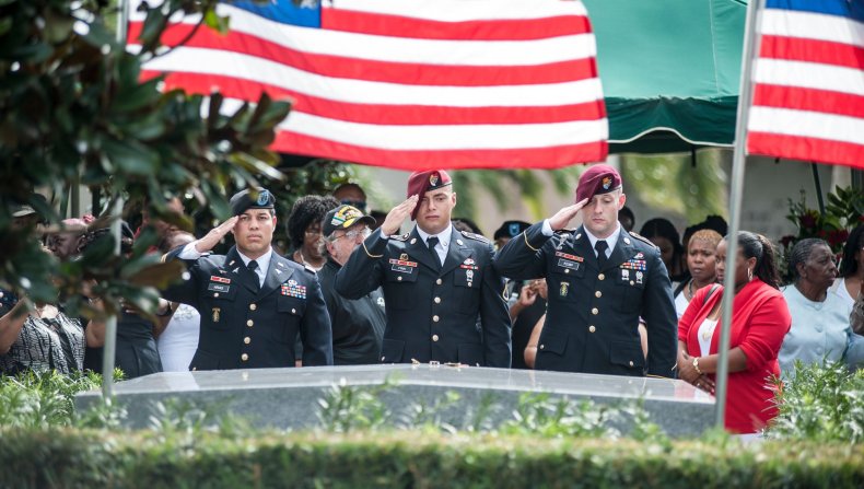 GettyImages-864744114 La David Johnson funeral