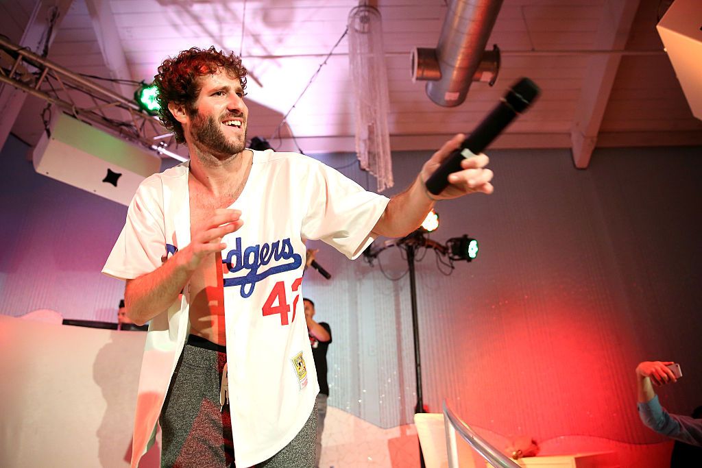 Who Is Lil Dicky Rappers New Video Freaky Friday