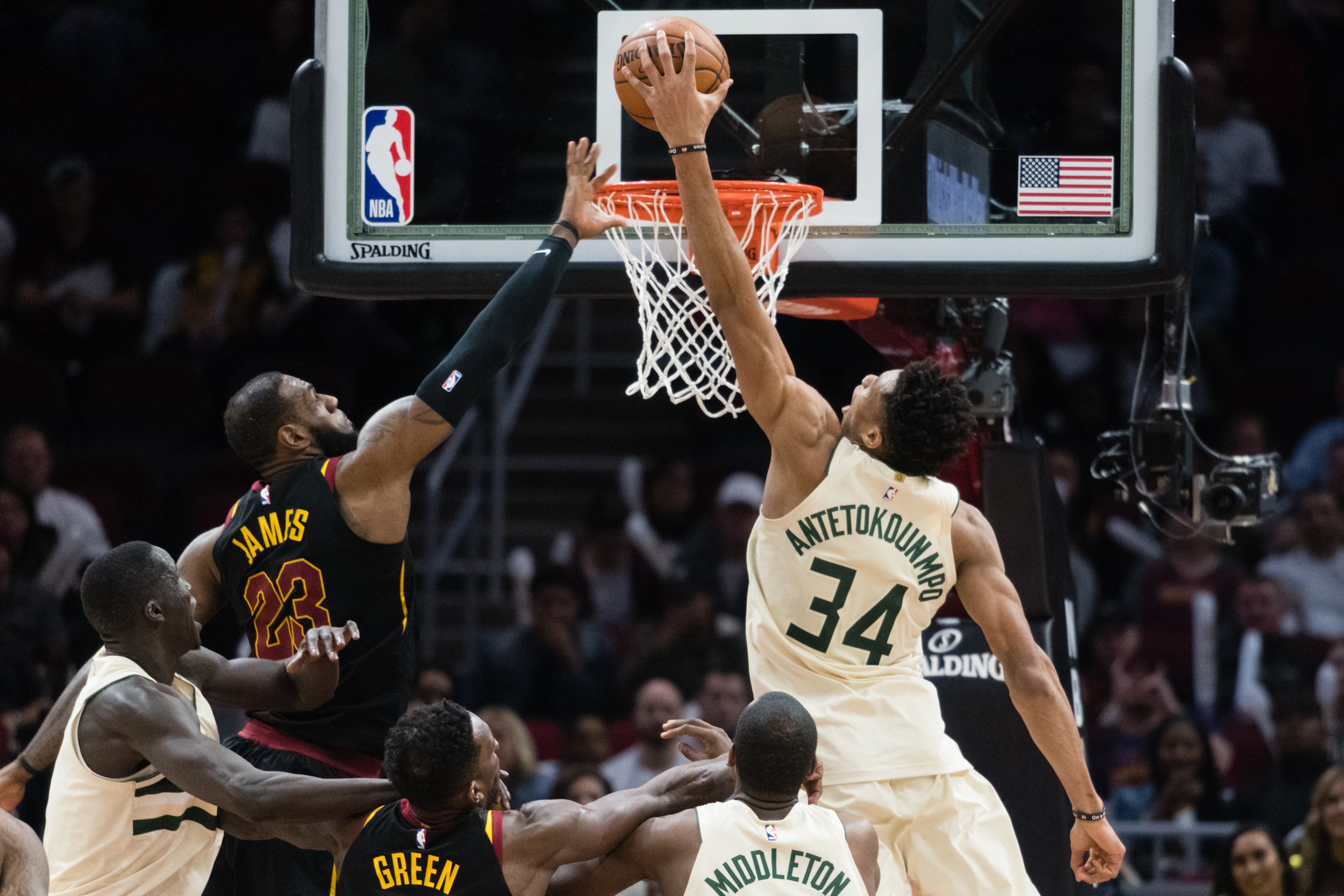 giannis antetokounmpo lebron james