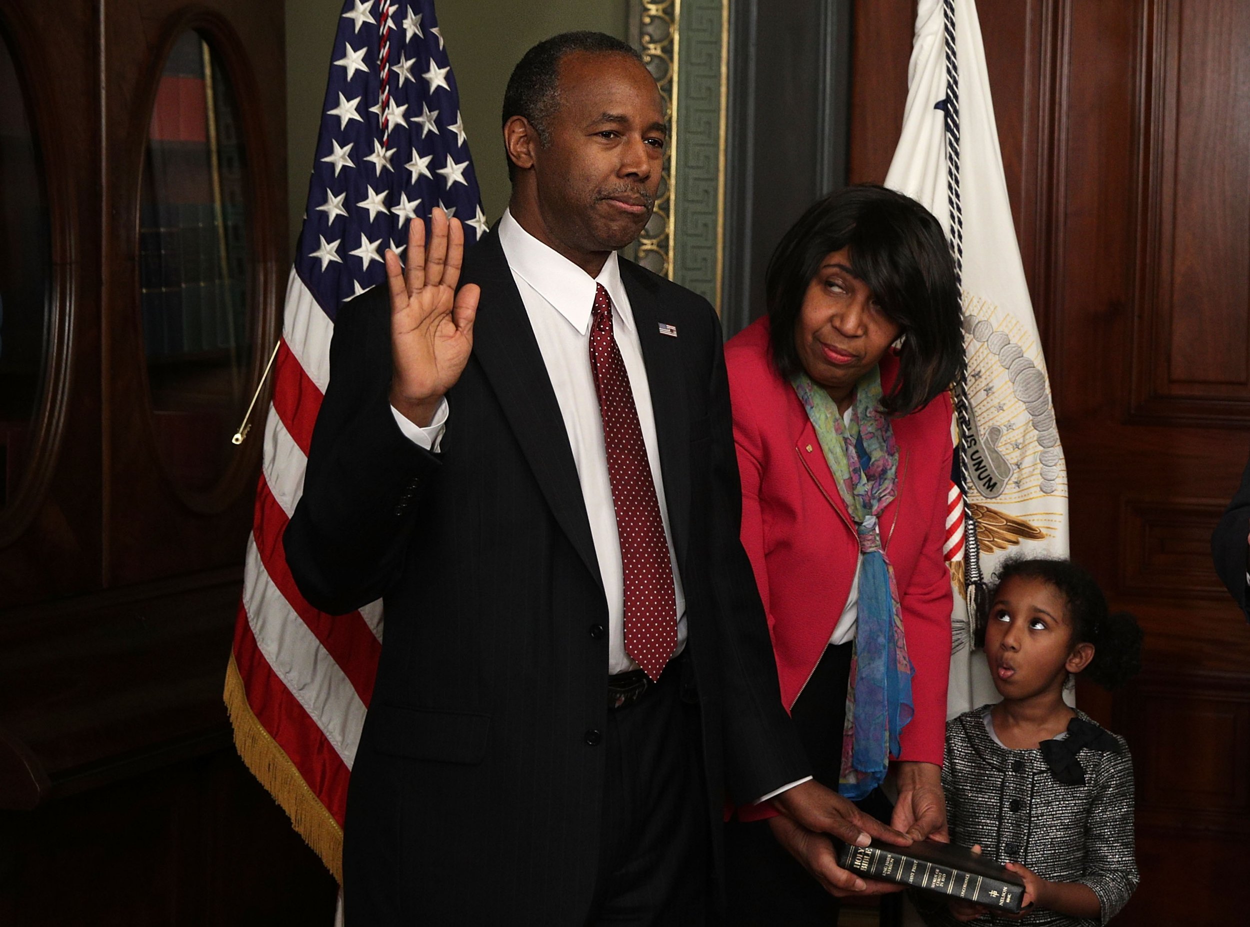 Ben Carson Blames Purchase of $31,000 Office Dining Set on His Wife