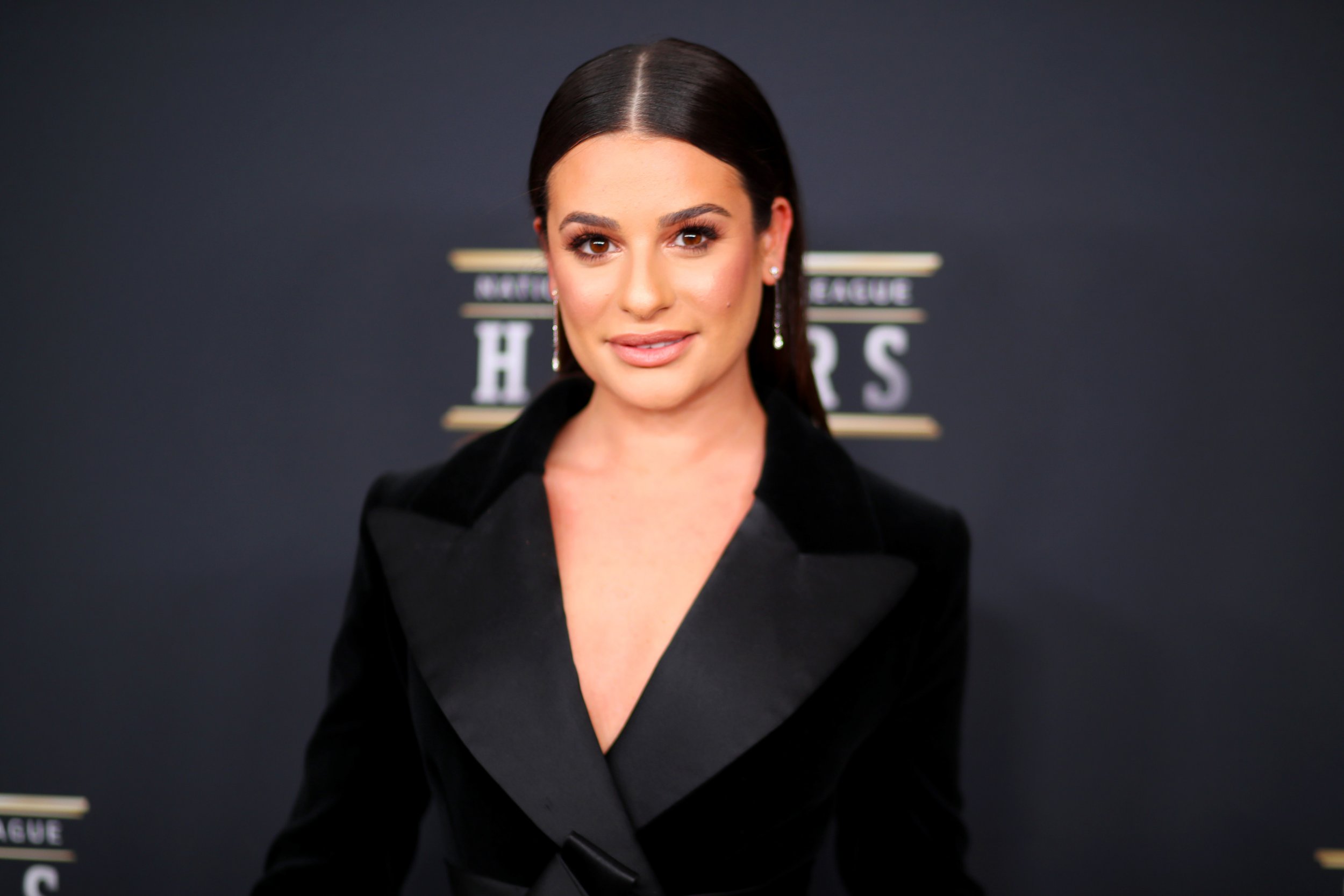 Lea Michele is Illiterate New Fan Theory Says