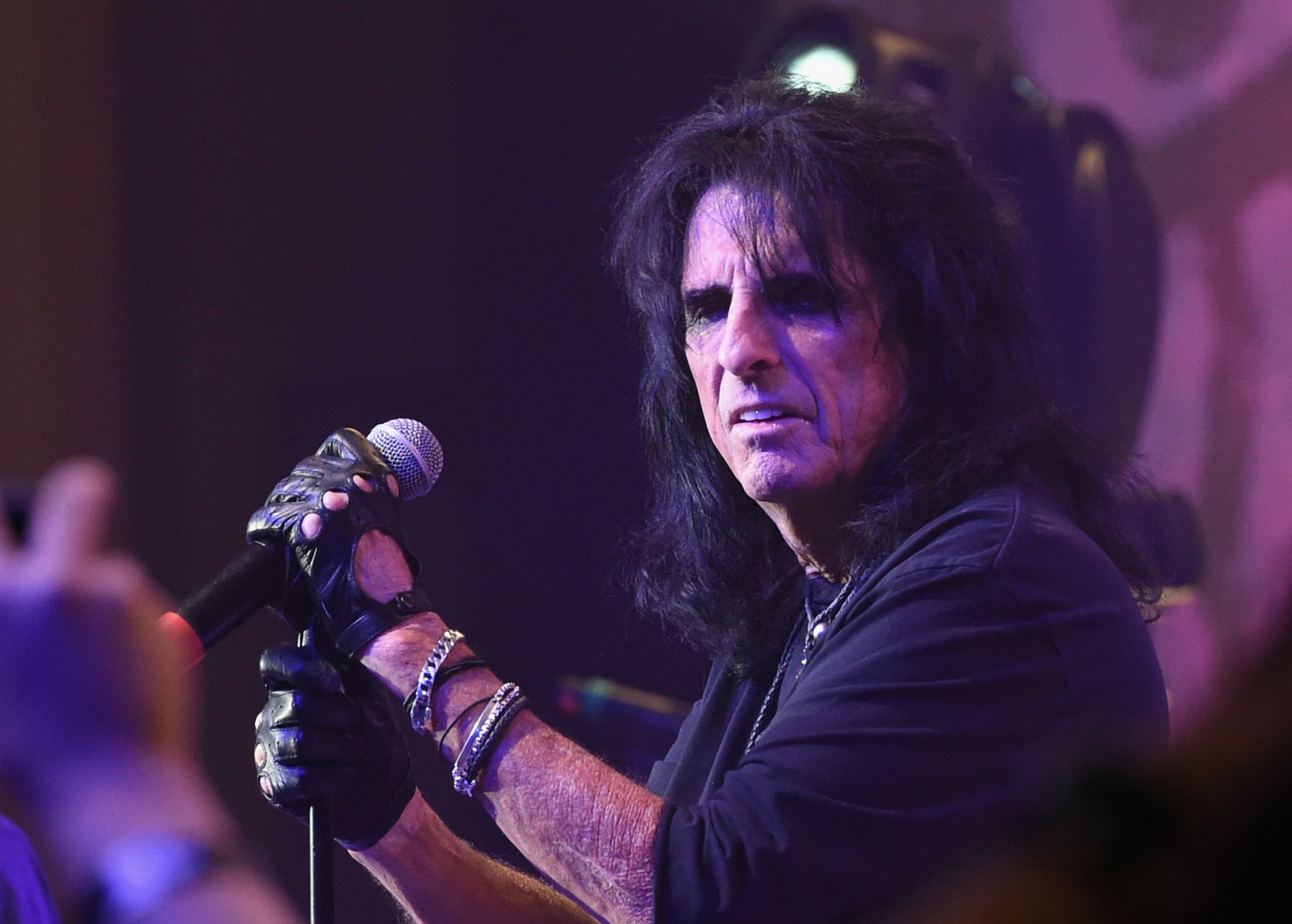 Alice Cooper Says That Becoming a Devout Christian Saved Him From Addiction...