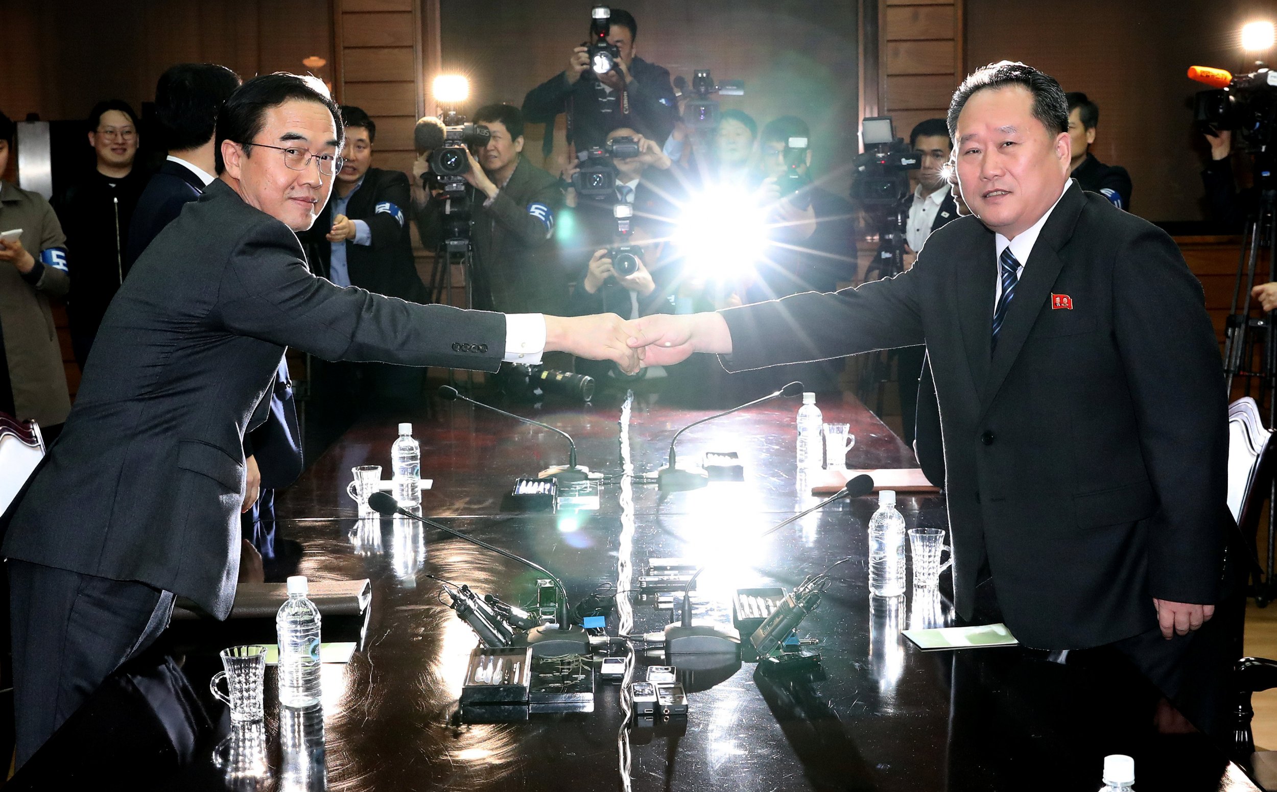 Everything We Know About The North And South Korean Leaders Summit Newsweek 