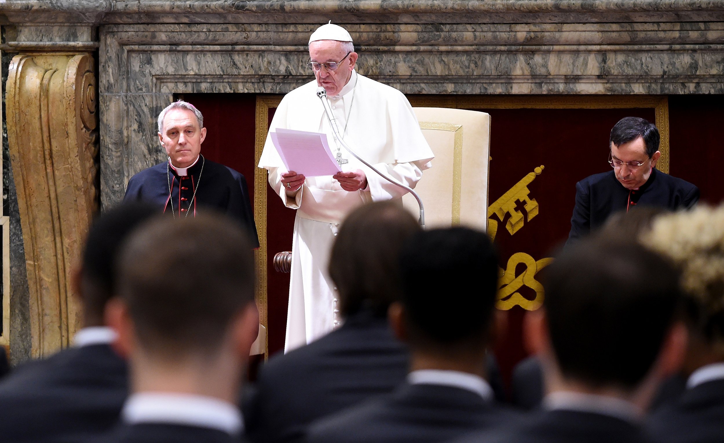 Watch Pope Francis Live From Vatican Easter Mass, Holy Saturday Vigil