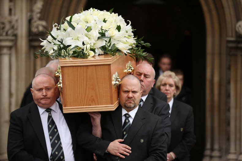 3_4_Stephen Hawking Funeral