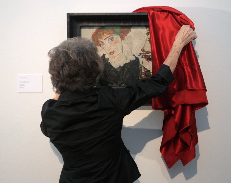 04_06_Schiele_painting