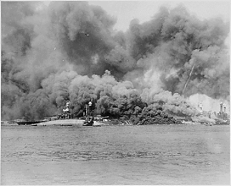 USS_Oklahoma_on_fire