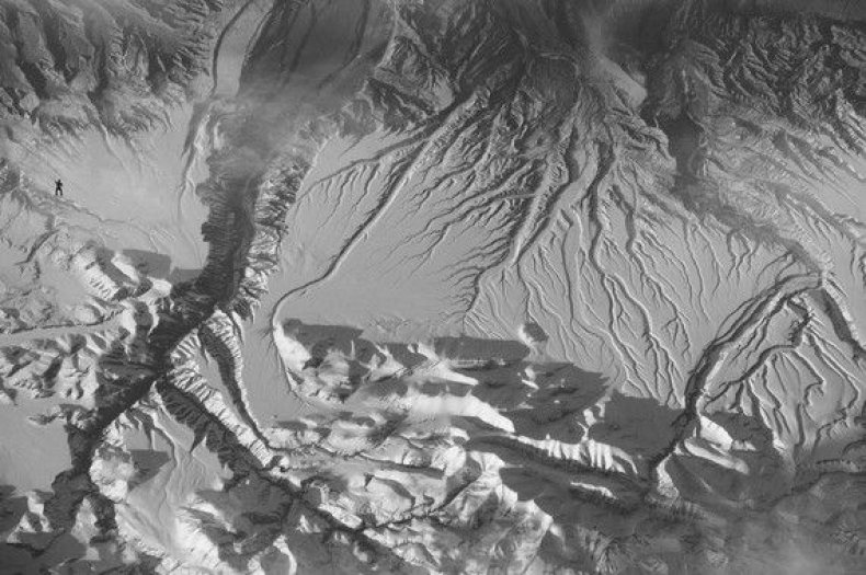 A-cosmic-gorilla-effect-could-blind-the-detection-of-aliens_image_380